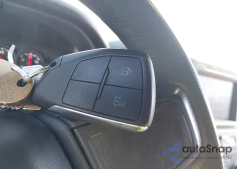 2022 Chevrolet Silverado 1500 4Wd Short Bed Wt from USA, damaged, VIN 3GCUDAED3NG512233